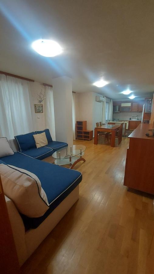 Hostex Vintage Apartment Stara Zagora Buitenkant foto