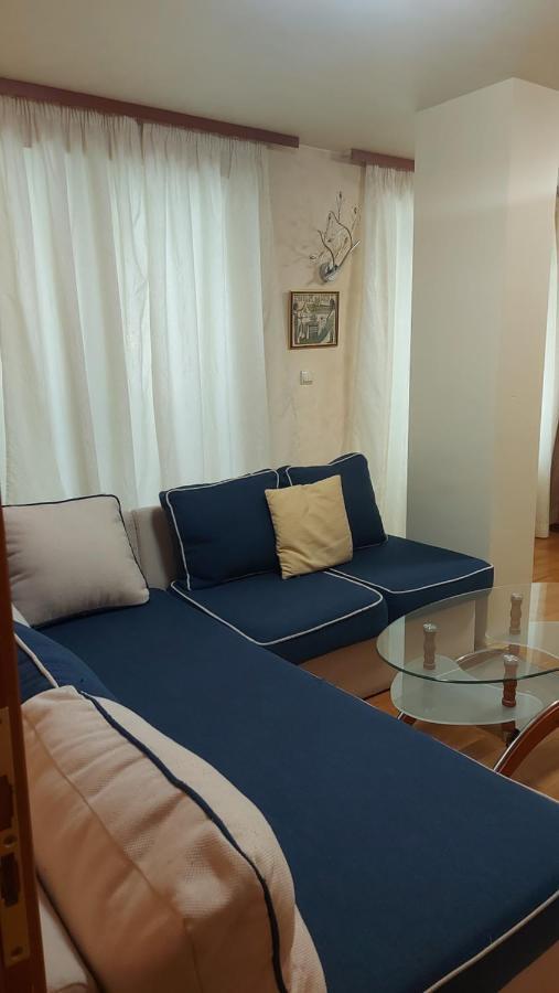 Hostex Vintage Apartment Stara Zagora Buitenkant foto